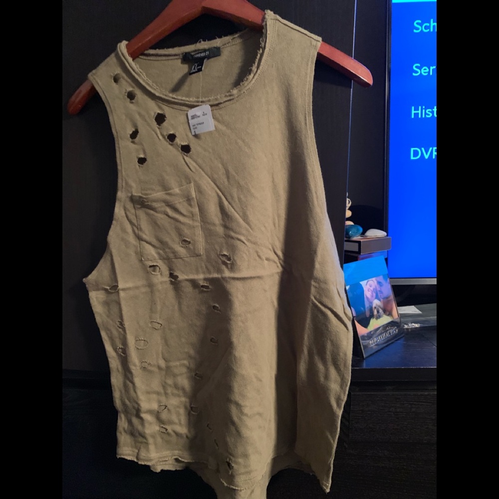 Brand New  Distressed Forever 21  top w/tags